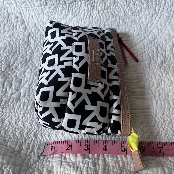 DKNY mini tote and pouch - Picture 5 of 7